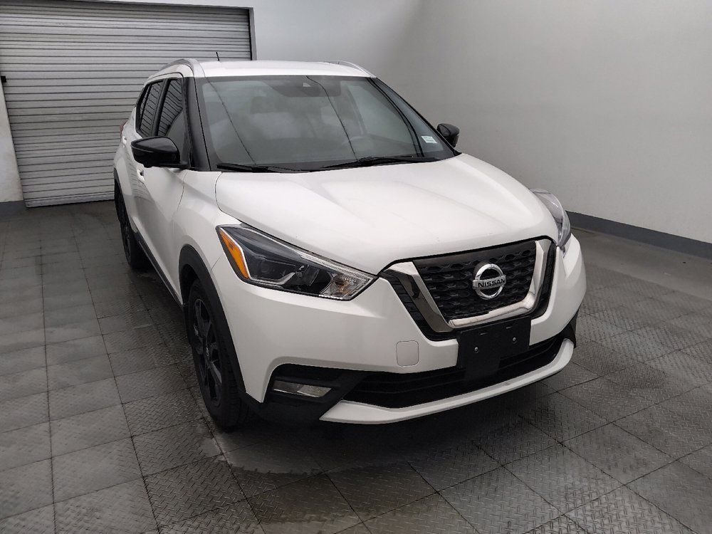 Used 2020 Nissan Kicks SR FWD image 14