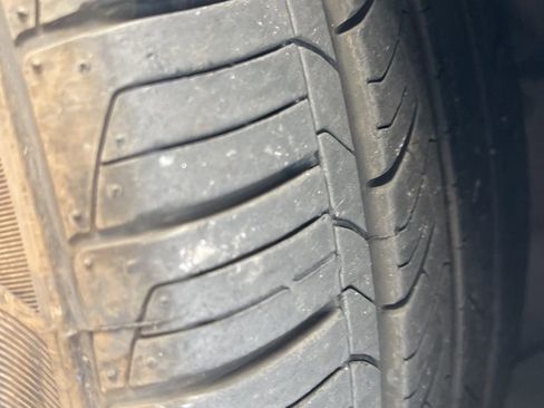 Used 2019 Toyota Camry SE image 9