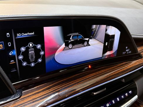 Certified 2022 Cadillac Escalade Premium Luxury w/ LPO, Radiant Package image 33