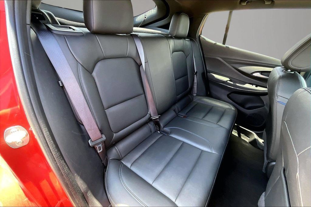 Used 2024 Buick Envista Sport Touring w/ Experience Buick Package FWD image 25