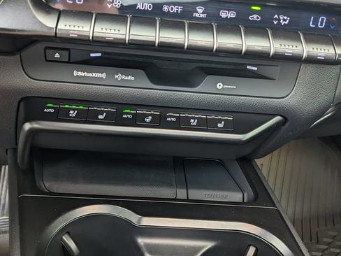 Used 2020 Lexus UX 250h w/ Premium Package AWD/4WD image 29