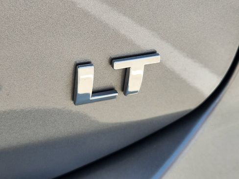 Certified 2024 Chevrolet Equinox LT FWD image 14