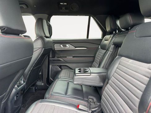 Certified 2025 Ford Explorer ST-Line RWD image 13