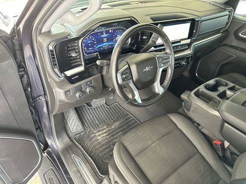 Used 2023 Chevrolet Silverado 1500 RST RWD image 12