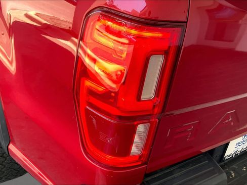 Used 2021 Ford Ranger Lariat w/ Tremor Off-Road Package AWD/4WD image 27