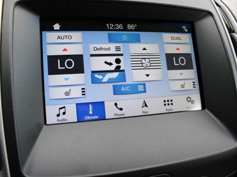 Used 2016 Ford Edge SEL w/ Equipment Group 201A FWD image 31