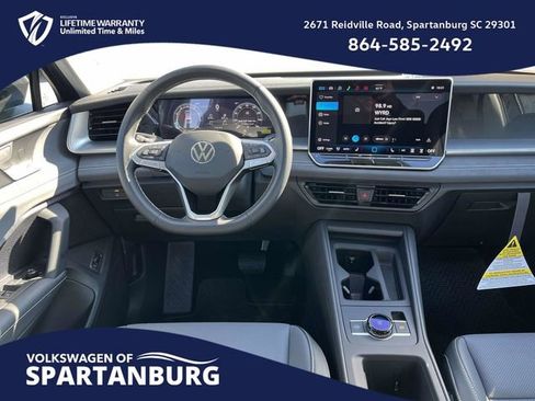 New 2026 Volkswagen Tiguan SE image 13