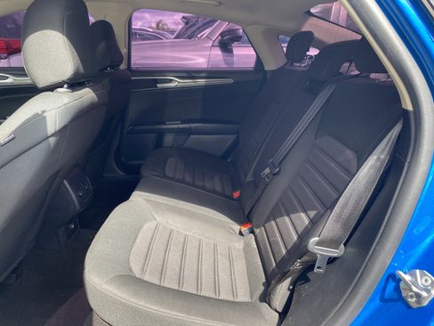 Used 2020 Ford Fusion SE image 13