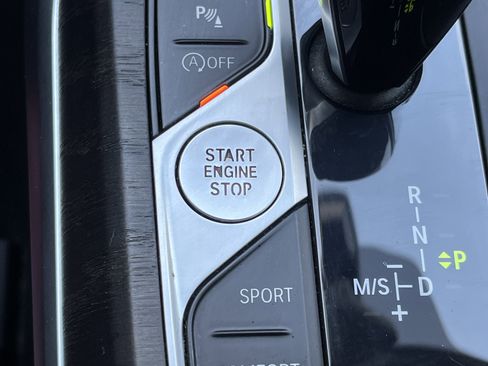 Used 2022 BMW 430i Coupe w/ Convenience Package image 10