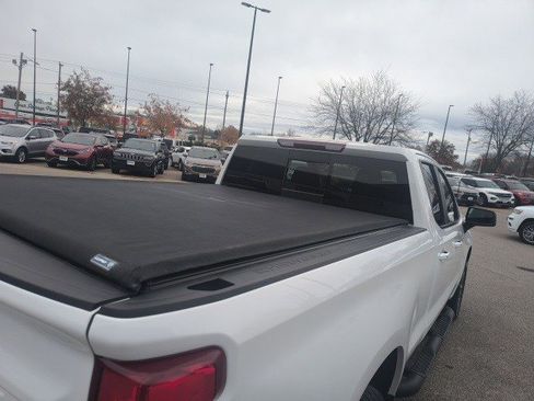 Used 2019 Chevrolet Silverado 1500 RST image 15