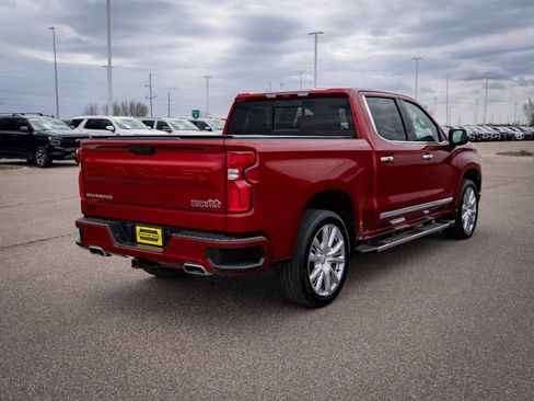 Used 2025 Chevrolet Silverado 1500 High Country w/ High Country Premium Package AWD/4WD image 6
