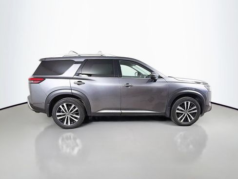 Used 2025 Nissan Pathfinder Platinum w/ Cargo Package AWD/4WD image 5