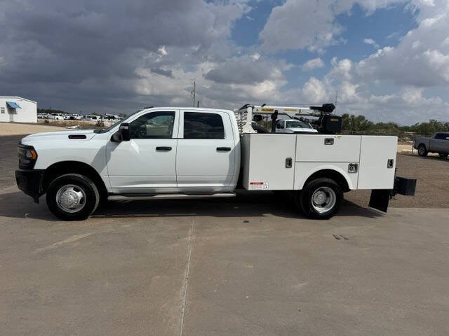 Used 2024 RAM 3500 Tradesman AWD/4WD image 6