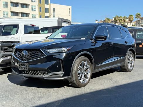 Used 2024 Acura MDX FWD w/ Technology Package image 2