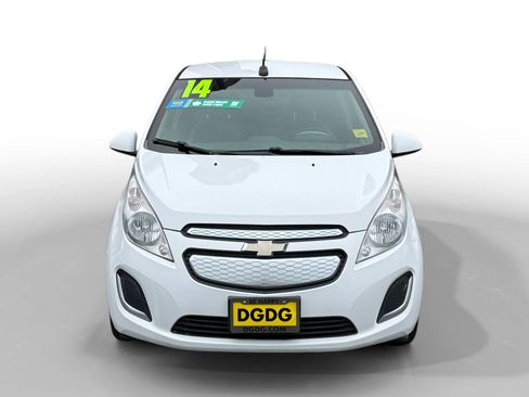 Used 2014 Chevrolet Spark LT FWD image 8