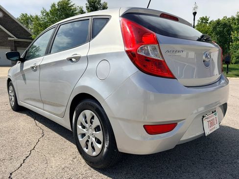 Used 2017 Hyundai Accent SE FWD image 5