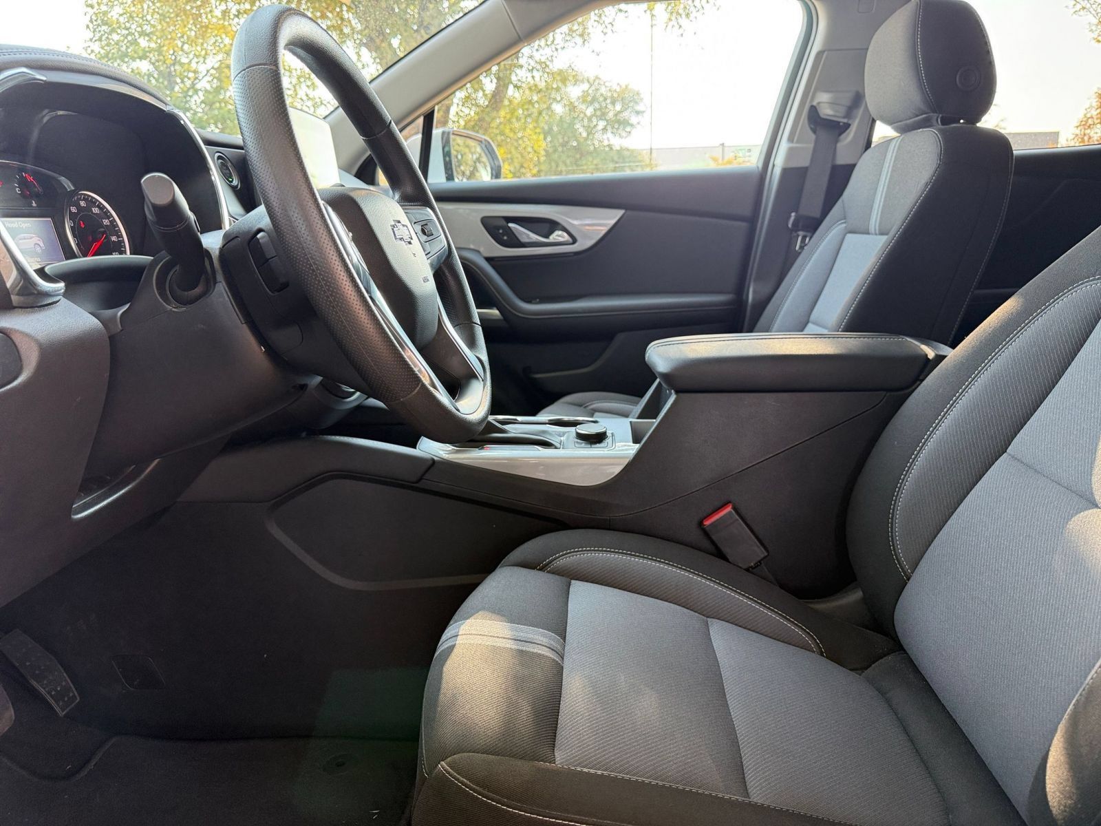 Used 2026 Chevrolet Blazer LT FWD image 26