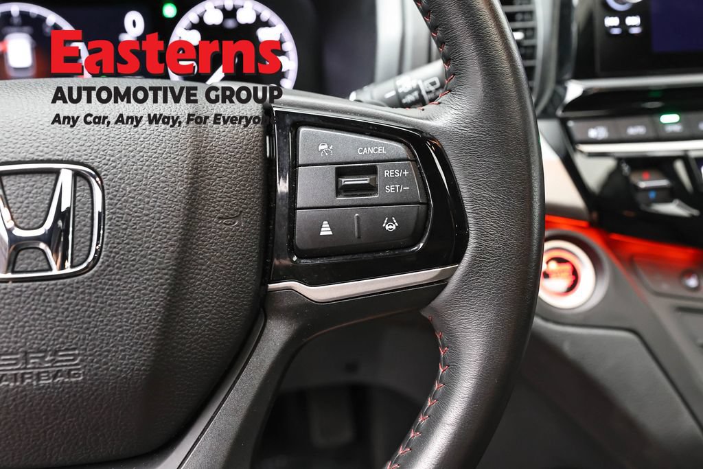 Used 2025 Honda Odyssey Sport-L image 17