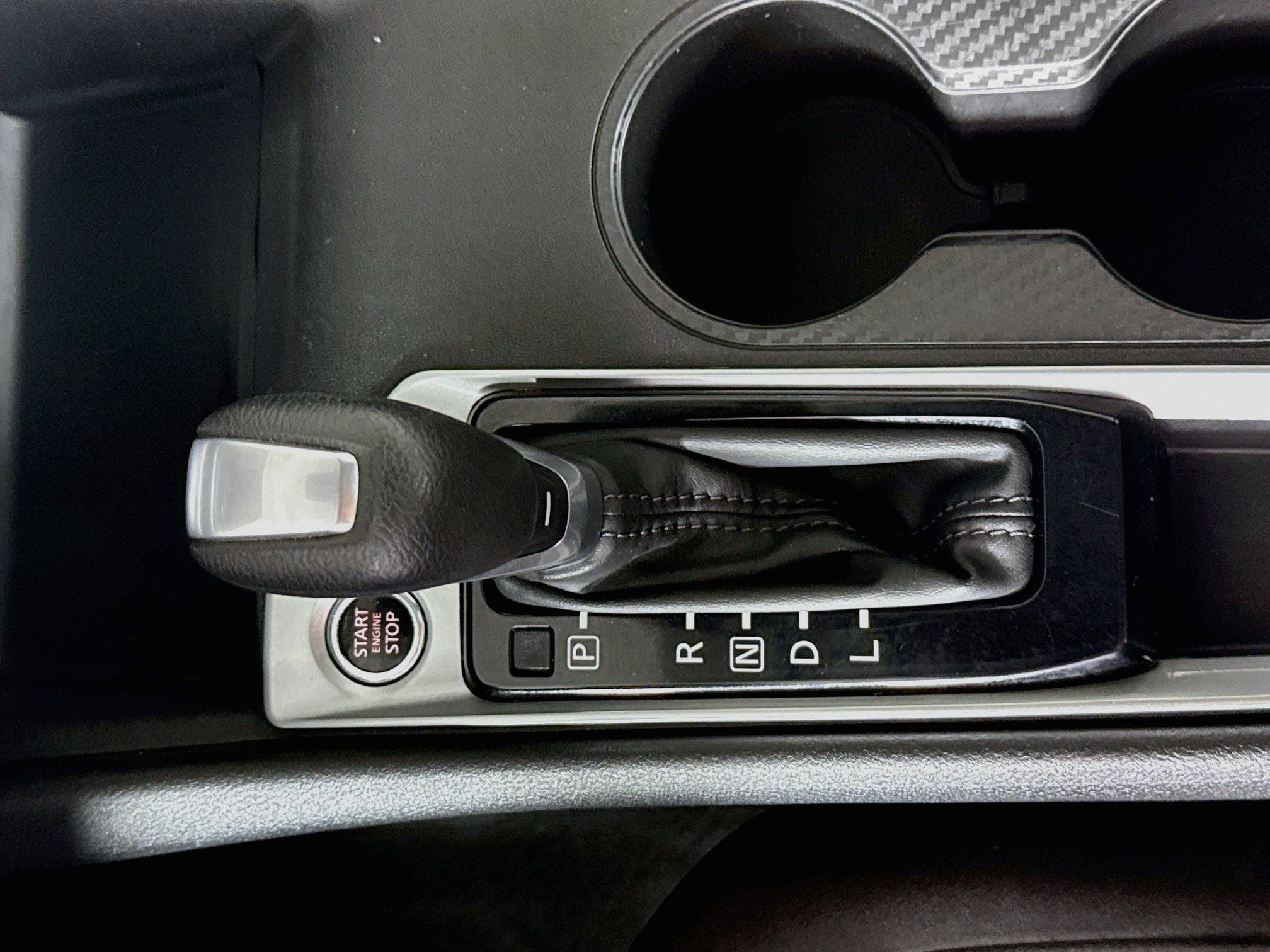 Used 2025 Nissan Altima 2.5 SV FWD image 19