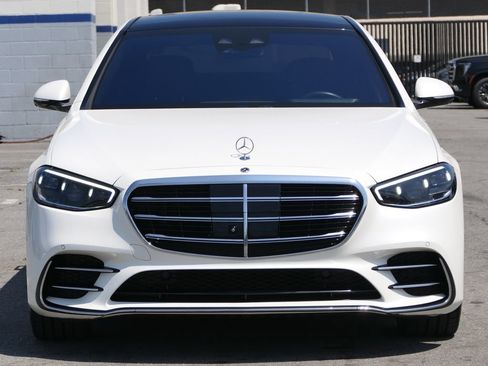 Used 2023 Mercedes-Benz S 500 4MATIC image 7