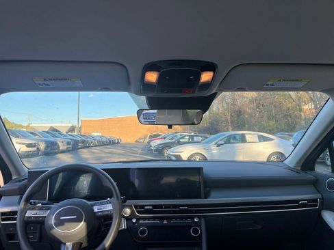 Used 2025 Hyundai Sonata SEL FWD image 33