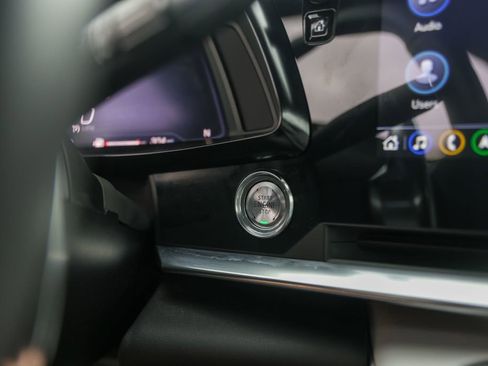 Used 2022 Chevrolet Corvette Stingray Preferred Conv w/ 2LT image 17