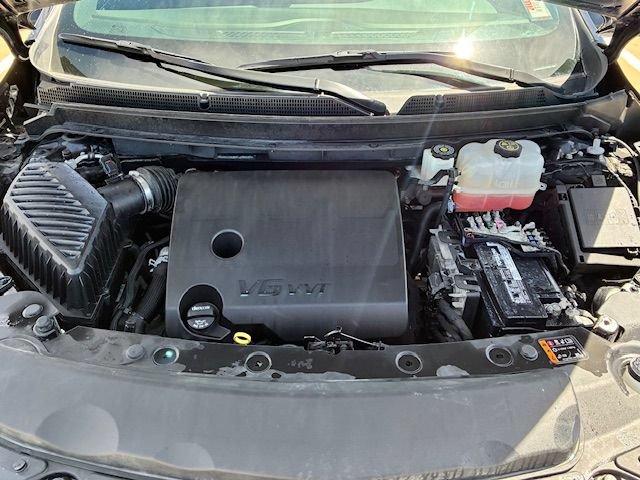 Used 2023 Buick Enclave Essence w/ Sport Touring Edition AWD/4WD image 6
