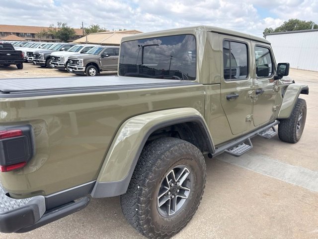 Used 2026 Jeep Gladiator Mojave AWD/4WD image 4