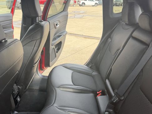 New 2026 Jeep Compass Latitude AWD/4WD image 29