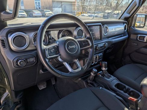 Certified 2021 Jeep Wrangler Unlimited Sahara image 12