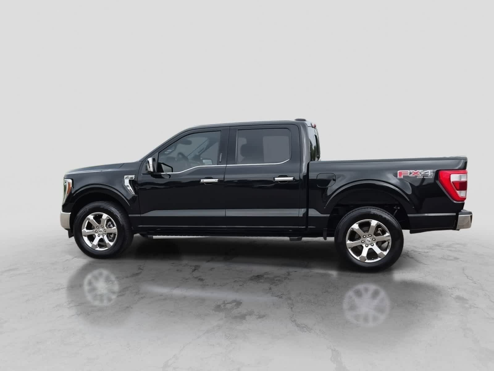 Used 2021 Ford F150 Lariat w/ Equipment Group 502A High AWD/4WD image 5