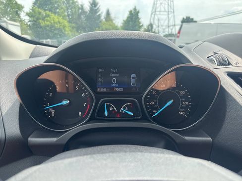 Used 2019 Ford Escape SE FWD image 28