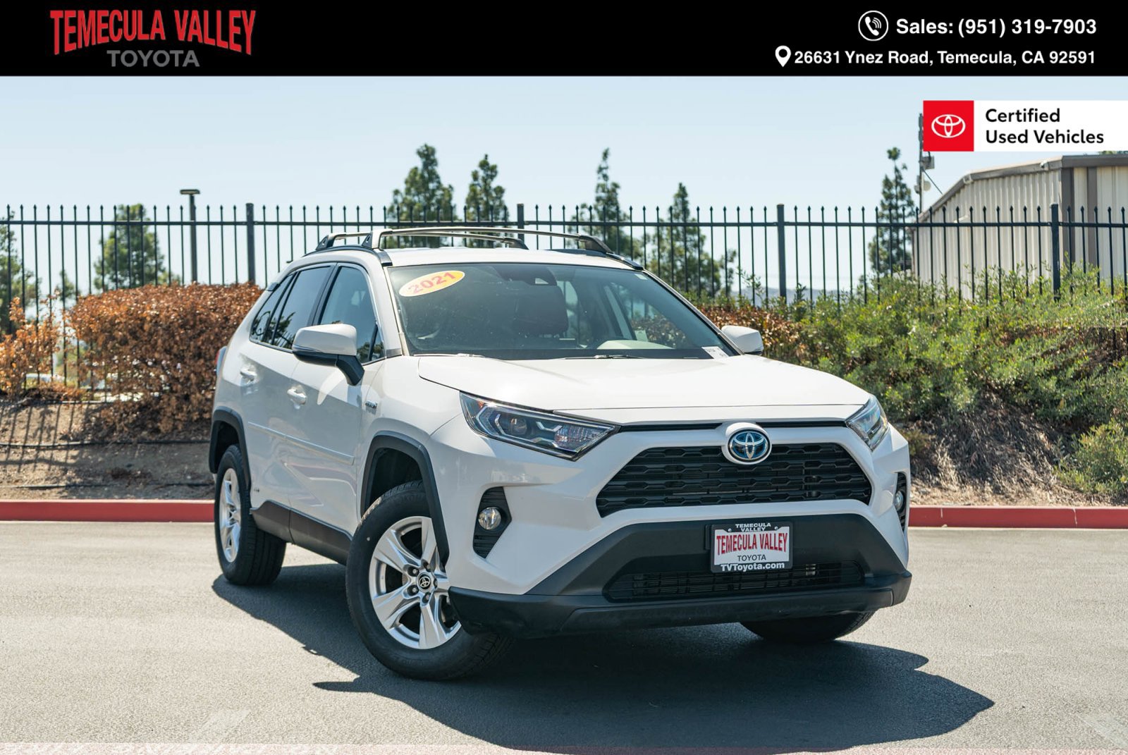 Certified 2021 Toyota RAV4 XLE w/ XLE Grade Weather Package AWD/4WD image 1