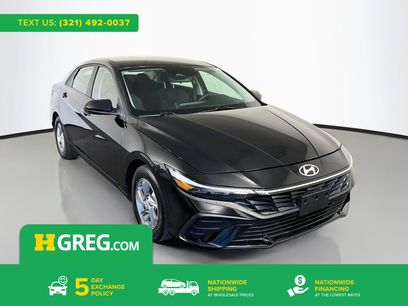 Used 2024 Hyundai Elantra SE