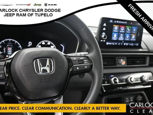 Used 2025 Honda Pilot Touring image 24