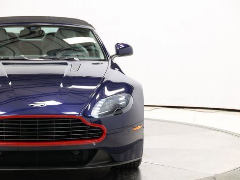 Used 2016 Aston Martin V8 Vantage GT RWD image 98