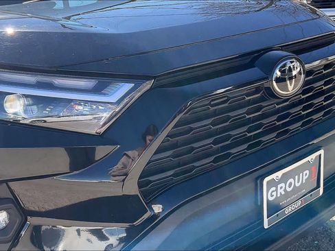 Used 2025 Toyota RAV4 XLE Premium image 30