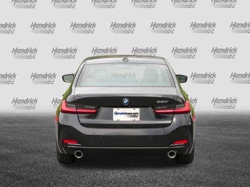 Certified 2025 BMW 330i Sedan RWD image 8