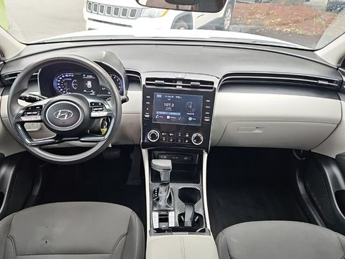 Used 2022 Hyundai Tucson SE FWD image 9