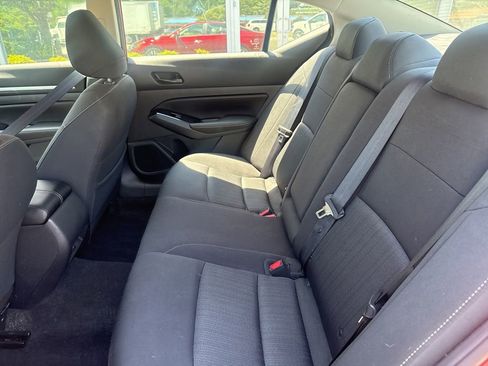 Used 2023 Nissan Altima 2.5 SV FWD image 17