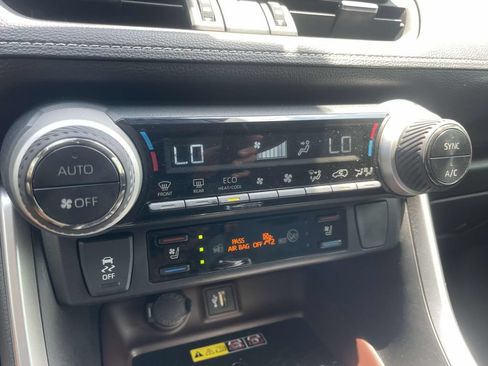 Used 2023 Toyota RAV4 Limited FWD image 35