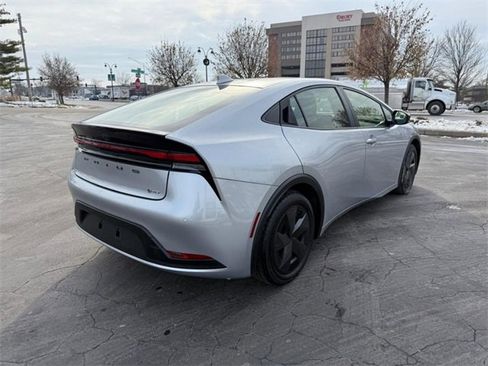 Used 2024 Toyota Prius Limited image 7