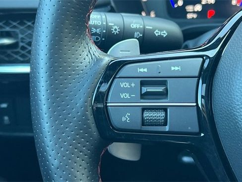 Certified 2025 Acura ADX A-Spec image 27