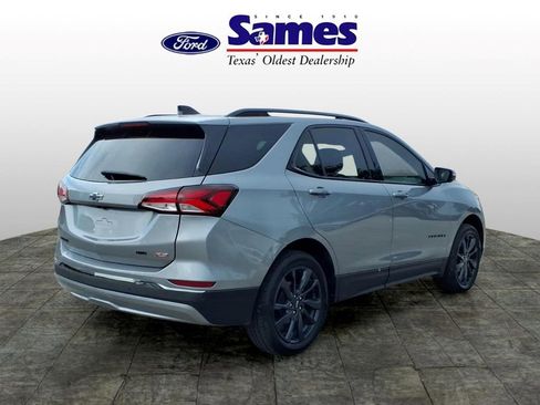 Used 2024 Chevrolet Equinox RS AWD/4WD image 3