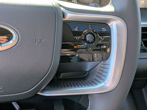 New 2026 INFINITI QX80 Luxe w/ Cargo Package image 18