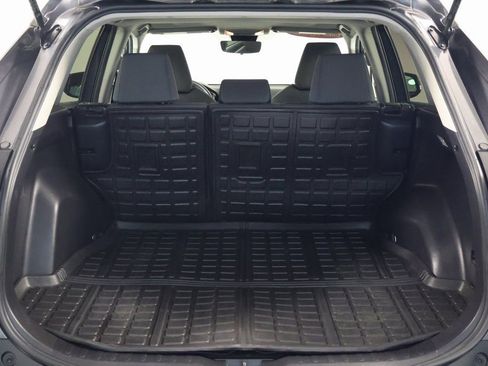 Used 2019 Toyota RAV4 XLE image 14