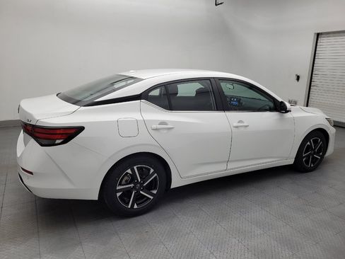 Used 2024 Nissan Sentra SV FWD image 10