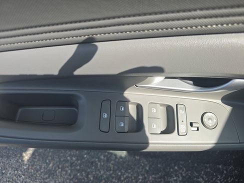 Used 2022 Hyundai Elantra SEL w/ Convenience Package image 14