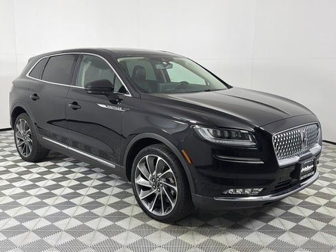 Used 2021 Lincoln Nautilus Reserve w/ Equipment Group 202A image 3