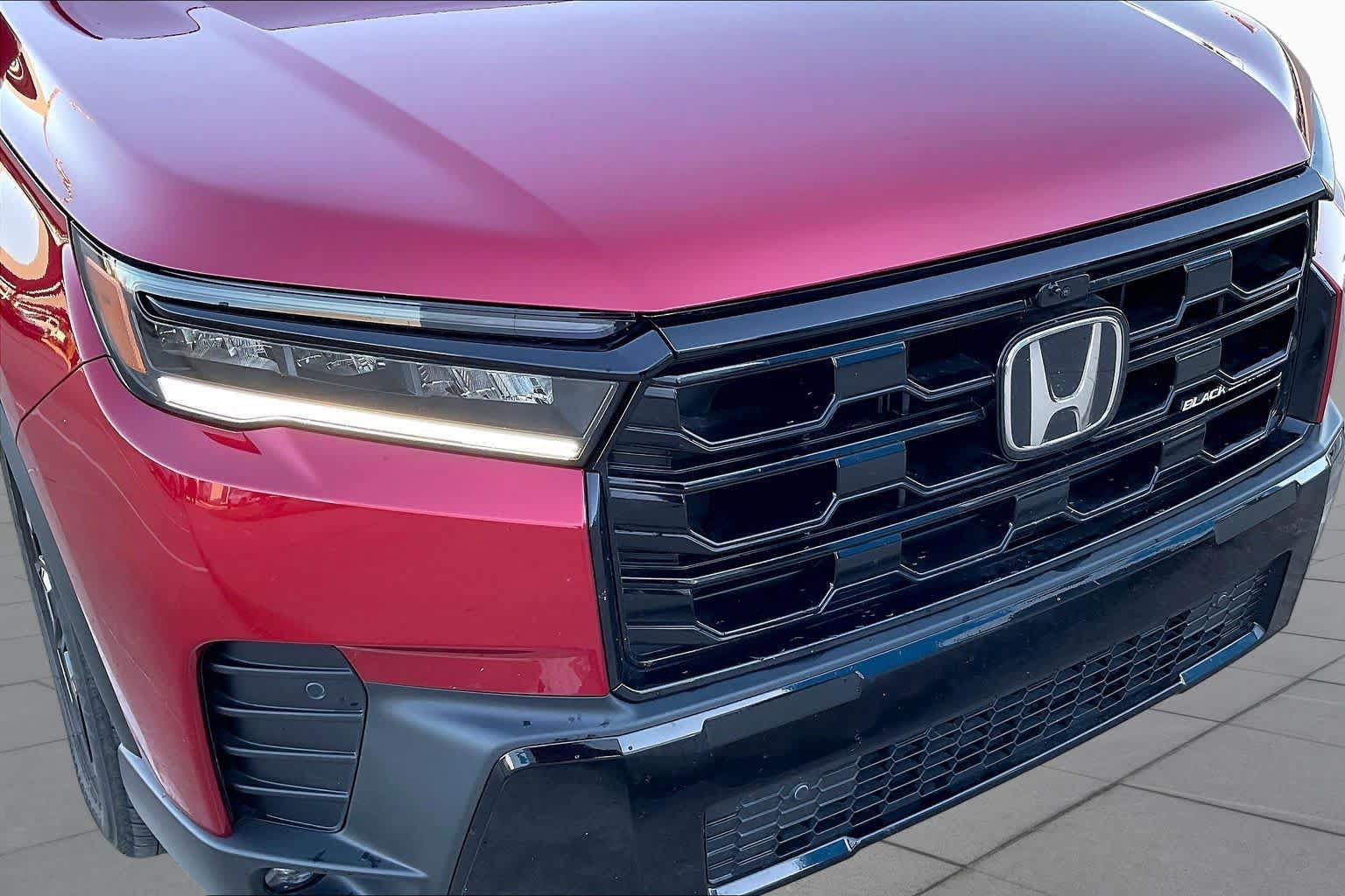 Used 2026 Honda Pilot Black Edition image 29
